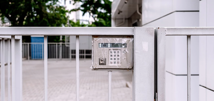 Gate Locks For Metal Gates in Lucas Valley-Marinwood, California